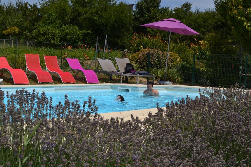 Chambres D'Hotes L'En Haut Des Vignes Merignac  Exterior photo